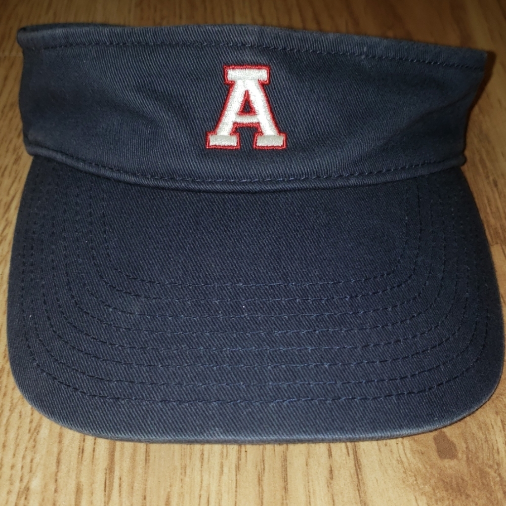 Aeropostale Visor Hat Unisex.